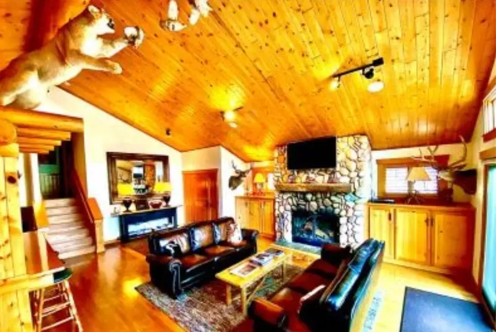 Ruggs Ranch hunting lodge interior